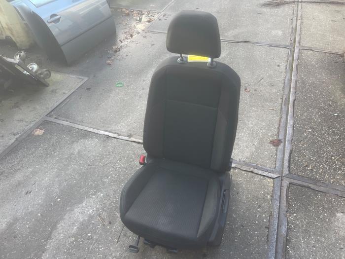 Stoel links van een Volkswagen Polo, Auto-onderdelen, Interieur en Bekleding, Volkswagen, Gebruikt, 3 maanden garantie, Ophalen of Verzenden
