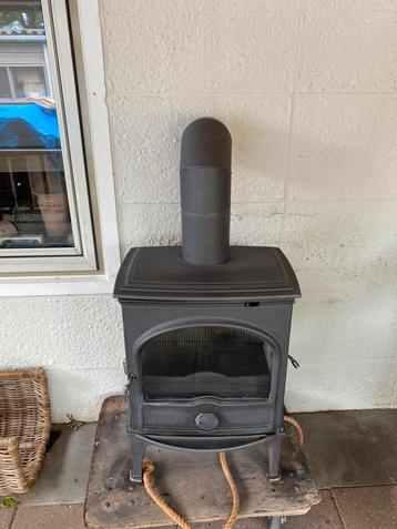 Dovre houtkachel beschikbaar voor biedingen