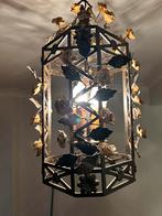 Gietijzeren hanglamp met bloempjes, Ophalen
