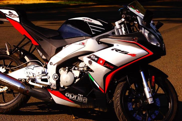 Aprilia RS4 50CC 2 Takt, Motoren, Motoren | Aprilia, Particulier, Super Sport, 11 kW of minder, 1 cilinder, Ophalen