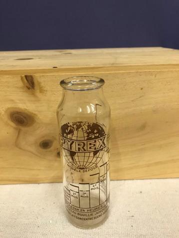 Vintage: oude Pyrex babyfles beschikbaar voor biedingen