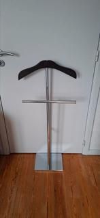 PORTE VÊTEMENTS, Enlèvement, Comme neuf, Métal