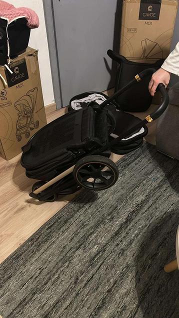 Kinderwagen beschikbaar voor biedingen