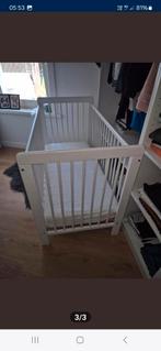 Een babybedje nieuw kan in 3 standen, Kinderen en Baby's, Babyparken, Ophalen, Zo goed als nieuw, Rechthoekig, In hoogte verstelbaar