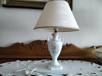LIMOGES Tafellamp , H =28 cm zonder kap (izgst), Enlèvement, Comme neuf