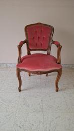 Antiek stoeltje, Enlèvement