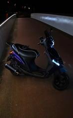 Piaggio zip a klasse, Fietsen en Brommers, Scooters | Piaggio, Ophalen, Zo goed als nieuw, Zip