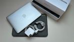 Apple Macbook Pro met adapter en CASE., 256 GB, 2 tot 3 Ghz, 8 GB, 13 inch