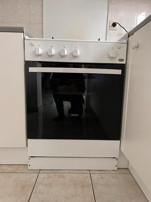 Cuisinière gaz, Elektronische apparatuur, Fornuizen, Gebruikt, Gas, 4 kookzones, 85 tot 90 cm, 60 cm of meer, Grill