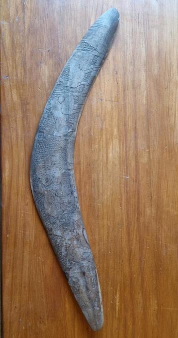 Veritable Ancien Boomerang 66,5 cm Australie 1975 disponible aux enchères