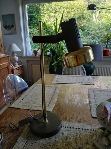 Prachtige authentieke vintage bureaulamp beschikbaar voor biedingen