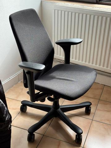 Kinnarps bureaustoel beschikbaar voor biedingen