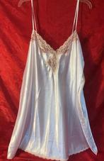 Grand lot de chemises de nuit en satin de luxe taille S, Vêtements | Femmes, Pyjamas, Enlèvement ou Envoi, Comme neuf, Taille 36 (S)