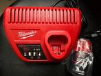 Chargeur + batterie Milwaukee M12, Doe-het-zelf en Bouw, Ophalen of Verzenden, Nieuw
