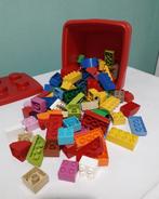 Duplo box met 100 Duplo blokken, Kinderen en Baby's, Speelgoed | Duplo en Lego, Duplo, Gebruikt, Ophalen of Verzenden, Losse stenen