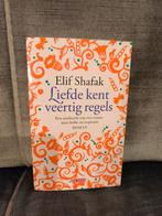 Liefde kent 40 regels.    (Elif Shafak), Ophalen of Verzenden, Zo goed als nieuw, Elif Shafak