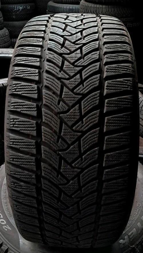 225/50/18 2254018 225/40r18 winter Dunlop, Auto diversen, Autosport-onderdelen, Zo goed als nieuw, Ophalen
