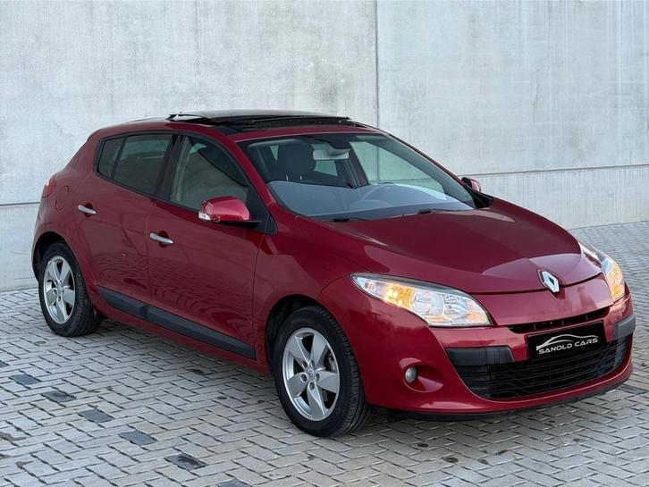 Renault Megane • 1.6i • full • Panodak • Privilege, Auto's, Renault, Bedrijf, Te koop, Mégane, Airconditioning, Benzine, Euro 4