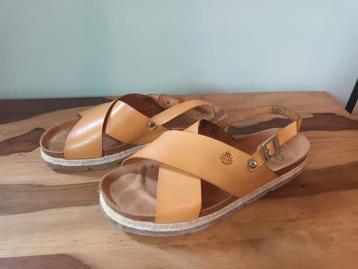 Sandalen - maat 40 - Yokono disponible aux enchères