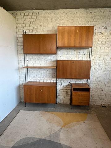 Vintage Wallunit  DDR Omnia 1960 beschikbaar voor biedingen