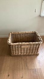 Grote rieten mand, Huis en Inrichting, Ophalen, Gebruikt, Mand, Riet