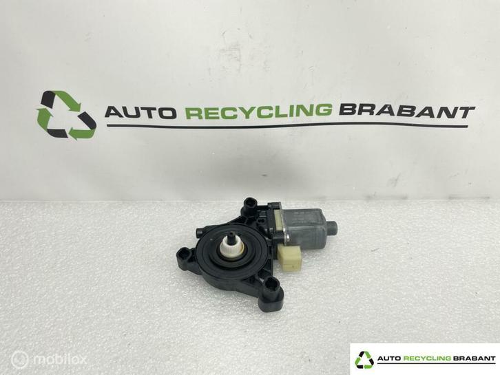 Raammotor linksachter/voor Volkswagen Audi 5Q0959801, Auto-onderdelen, Ruiten en Toebehoren, Audi, Gebruikt, Ophalen of Verzenden