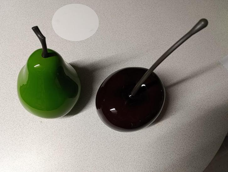 Cerise et Poire décoratives, Huis en Inrichting, Woonaccessoires | Overige, Zo goed als nieuw, Ophalen of Verzenden