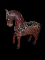 Cheval en bois de 26 cm sur 26, Verzamelen, Dierenverzamelingen, Ophalen, Gebruikt, Paard, Beeldje of Figuurtje