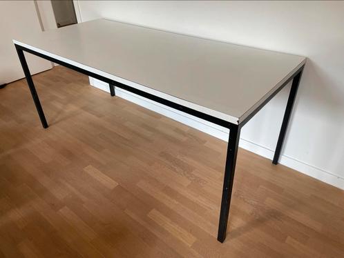 Unieke tafel, Huis en Inrichting, Tafels | Sidetables, Zo goed als nieuw, Ophalen