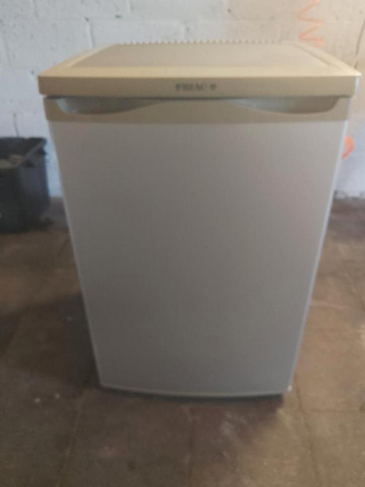 Frigo Tafelmodel 121 liter, Elektronische apparatuur, Vriezers en Diepvrieskisten, Gebruikt, Vrijstaand, Minder dan 85 cm, Ophalen