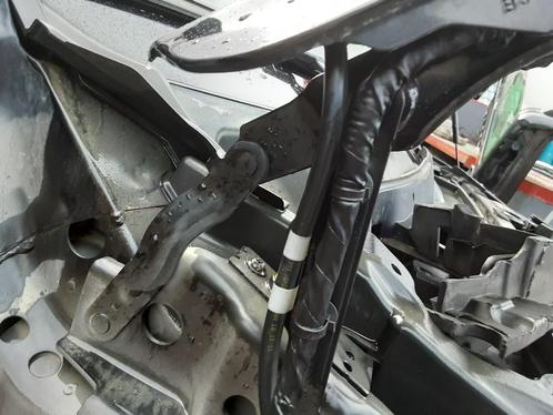 MOTORKAPSCHARNIER RECHTS Jaguar E-Pace (01-2017/-), Auto-onderdelen, Overige Auto-onderdelen, Jaguar, Gebruikt