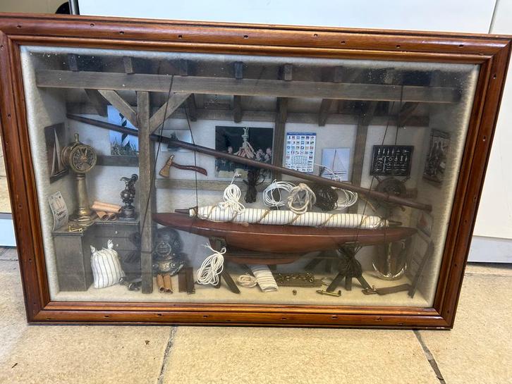 Maritiem diorama – scheepsmodel in vitrine, Huis en Inrichting, Woonaccessoires | Schilderijen, Tekeningen en Foto's, Gebruikt