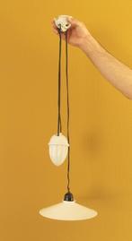 Opaline/porselein katrol lamp, pendel lamp jaren '40, Antiek en Kunst, Ophalen of Verzenden