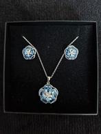 Nieuw zilveren juwelensetje van Nona, Handtassen en Accessoires, Kettingen, Met kristal, Nieuw, Ophalen of Verzenden, Zilver