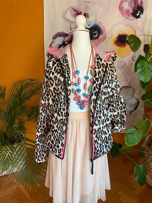 licht zomerjasje regenjasje essentiel maat 36 - NIEUW, Kleding | Dames, Blouses en Tunieken, Maat 36 (S), Ophalen