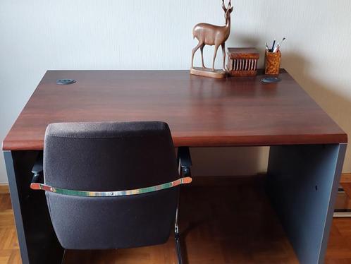 bureau zeer goede kwaliteit met volle zijwanden model Miami, Huis en Inrichting, Bureaus, Zo goed als nieuw, Bureau, Ophalen