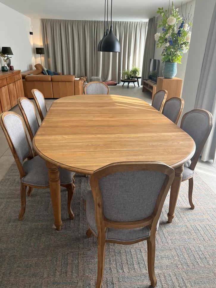 Klasieke eiken eettafel met 8 gestoffeerde stoelen, Huis en Inrichting, Tafels | Eettafels, Gebruikt, 100 tot 150 cm, 200 cm of meer