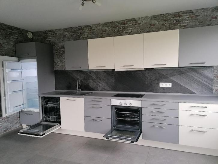 Te koop Uitgeruste keuken, Huis en Inrichting, Keuken | Complete keukens, Zo goed als nieuw, Enkelwandige keuken, Grijs, Hout