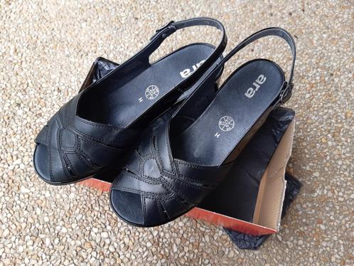 Zwarte sandalen Ara, Kleding | Dames, Schoenen, Zo goed als nieuw, Sandalen of Muiltjes, Zwart, Ophalen of Verzenden