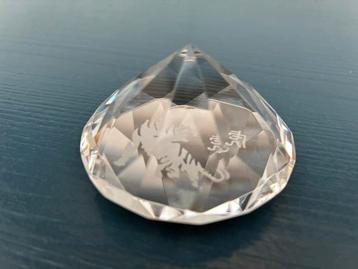 1 glazen sierfiguurtje beschikbaar voor biedingen