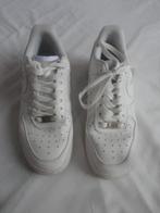 dames sneakers maat 38 en half, Kleding | Dames, Schoenen, Wit, Nike, Ophalen of Verzenden, Sneakers
