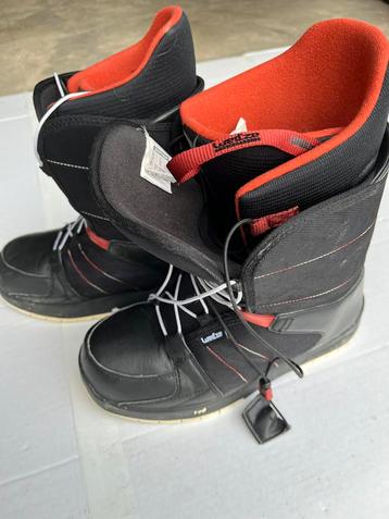 Snowboard Boots Tg 42 disponible aux enchères