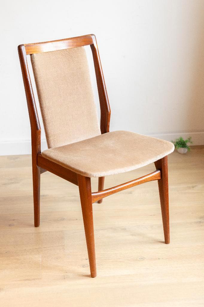 Prachtige set (4) vintage stoelen, Antiek en Kunst, Antiek | Meubels | Stoelen en Sofa's, Ophalen of Verzenden