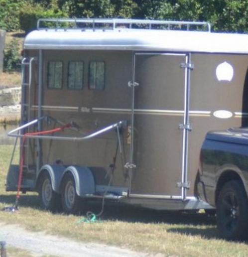 Fautras oblic 4 +  van 2016 top staat, Dieren en Toebehoren, Paarden en Pony's | Trailers en Aanhangwagens, Gebruikt, Overige typen