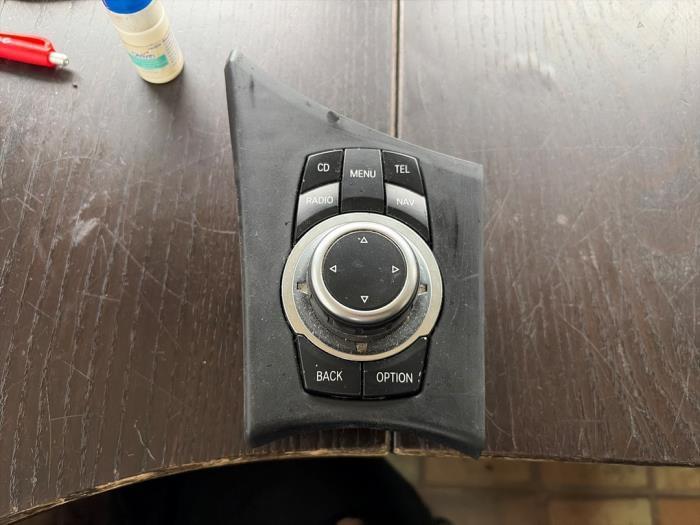 I-Drive knop van een BMW 1-Serie, Auto-onderdelen, Elektronica en Kabels, BMW, Gebruikt, 3 maanden garantie, Ophalen of Verzenden