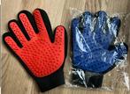 2 gants toilettage chien NEUFS, Ophalen