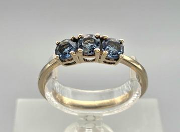 Gouden Vintage ring met edelstenen toermalijn. 2025/714 beschikbaar voor biedingen