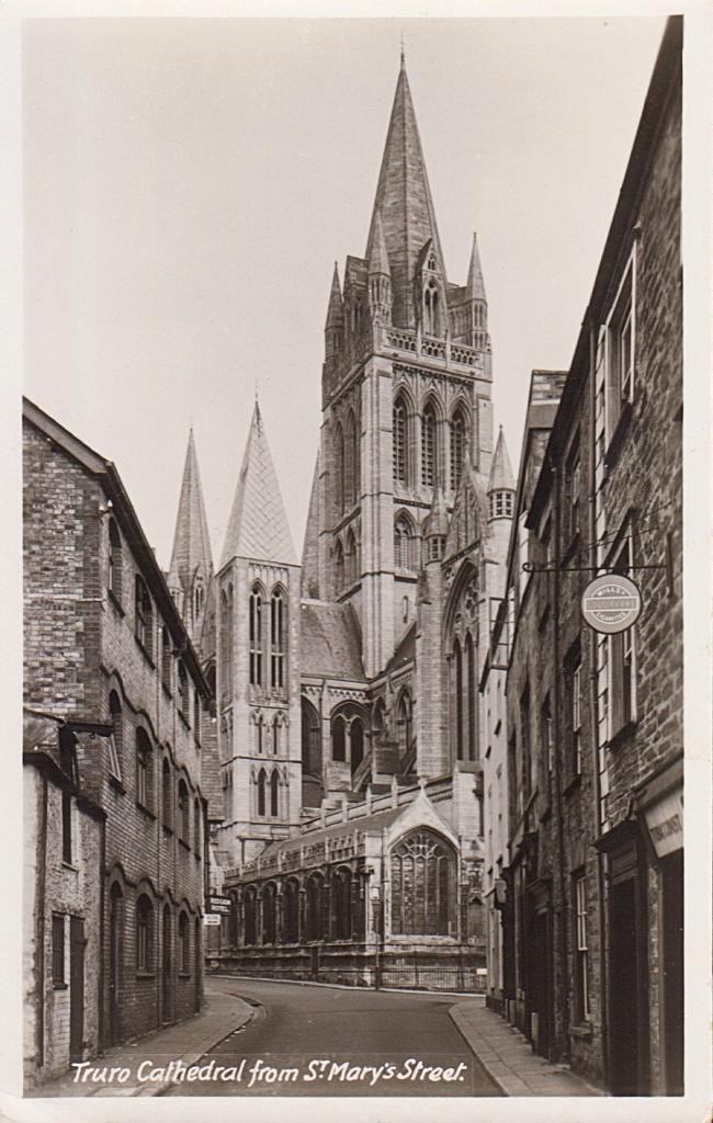 UK: Angleterre - Cathédrale Truro depuis rue St. Mary's, Collections, Cartes postales | Étranger, Non affranchie, Angleterre, Envoi