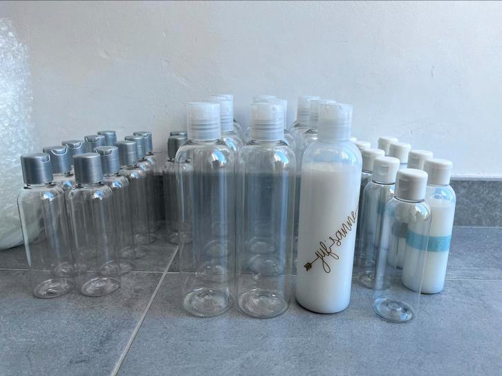 Savon pour les mains et bouteilles, Bijoux, Sacs & Beauté, Beauté | Soins du corps, Neuf, Enlèvement ou Envoi