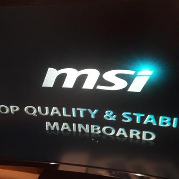 desktop i3 processor en msi moederbord beschikbaar voor biedingen